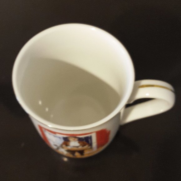 Norman Rockwell - Mug - Puppy Love - Picture 3 of 3